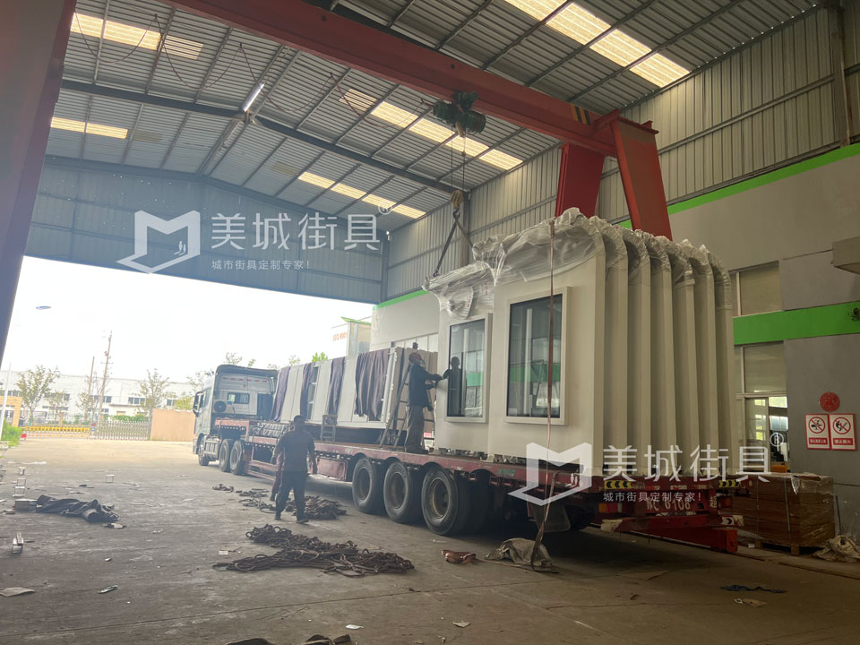 江蘇美城街具為新疆定制公交站臺第三批批發貨案例